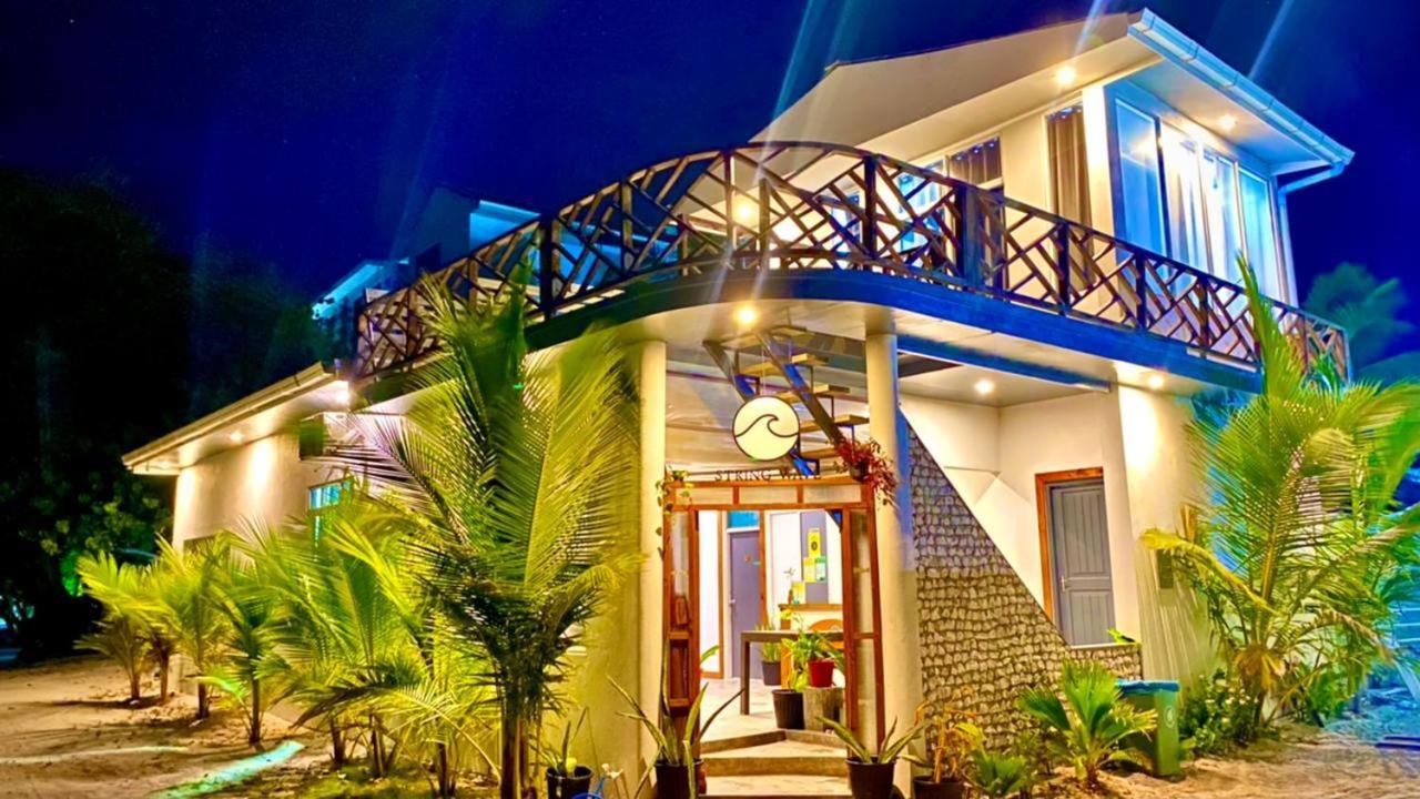 Hotel String Wave Maldives Gulhi Exterior foto