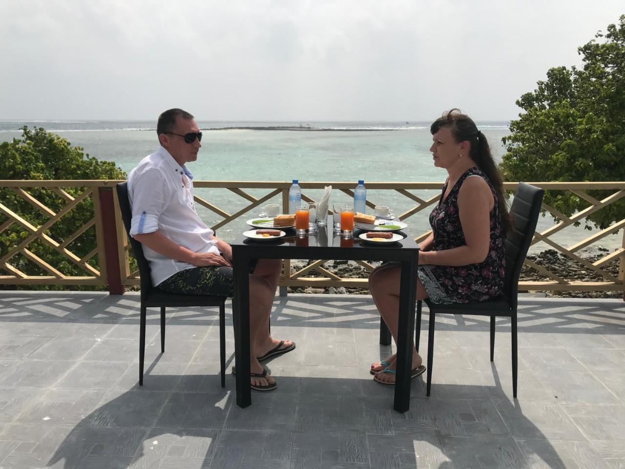 Hotel String Wave Maldives Gulhi Exterior foto